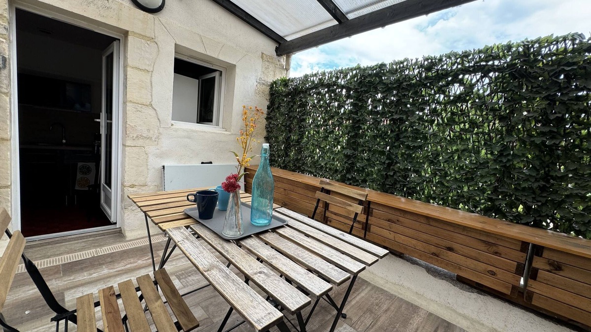 Saint-Nicolas Apartment | Nice 3 rooms near the city center of Caen