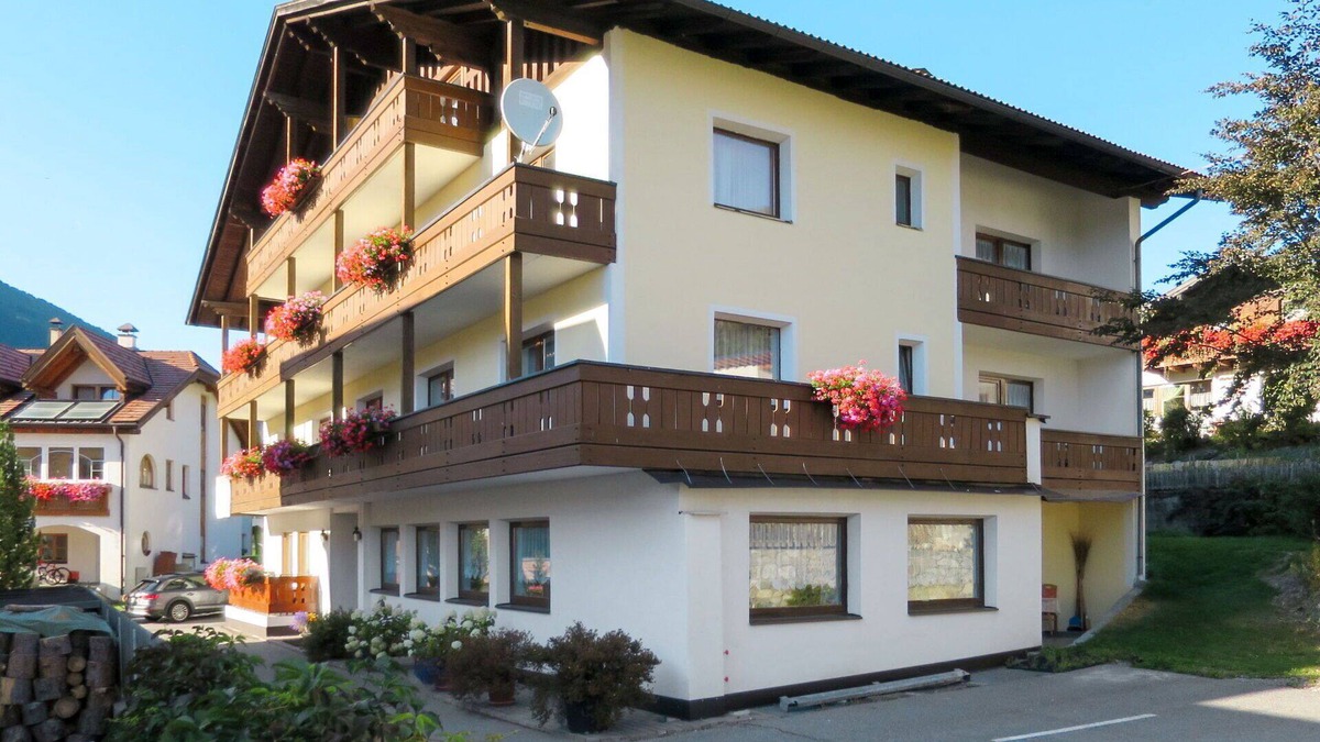 St. Valentin auf der Haide Apartment | Nice apartment for 6 people with WIFI, TV, balcony and pets allowed