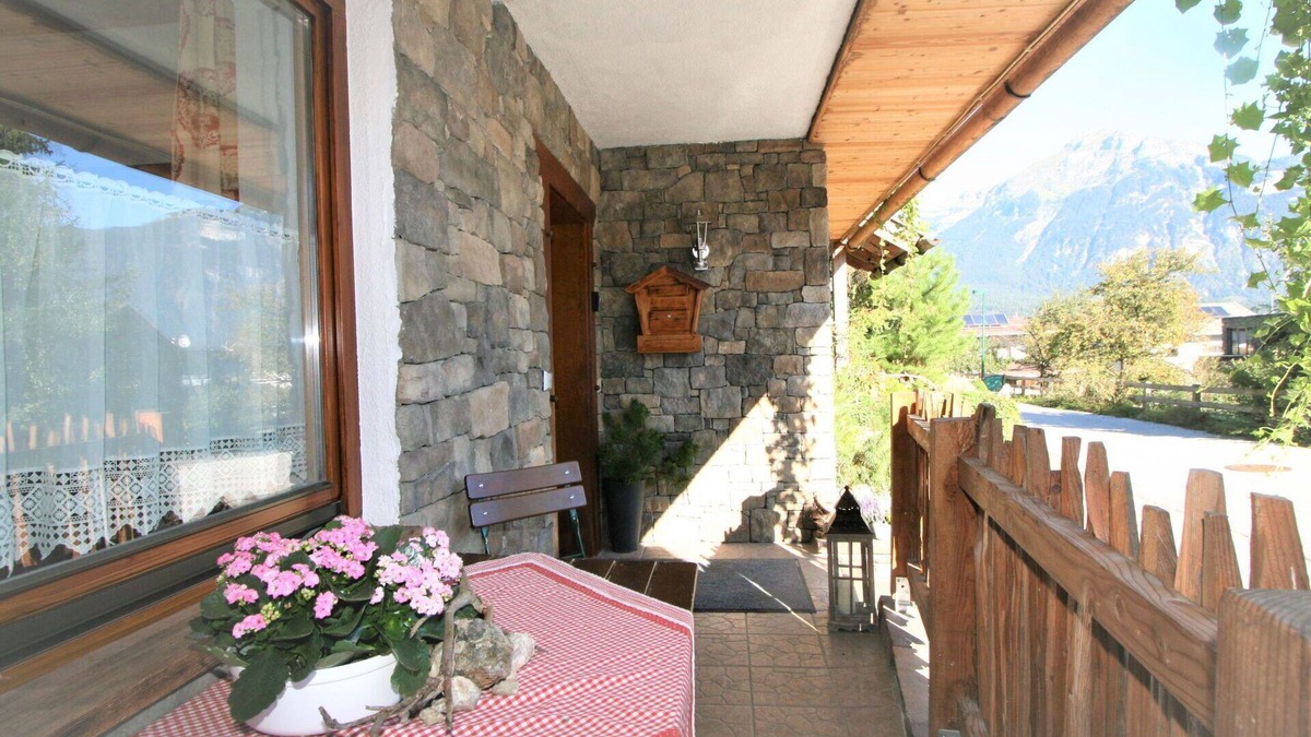 Strass im Zillertal Apartment | Nice apartment for 4 guests with WIFI, TV and terrace