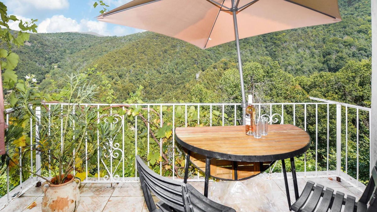 Sant'Andrea-di-Bozio Apartment | Nice apartment in Sant Andrea di Bozio