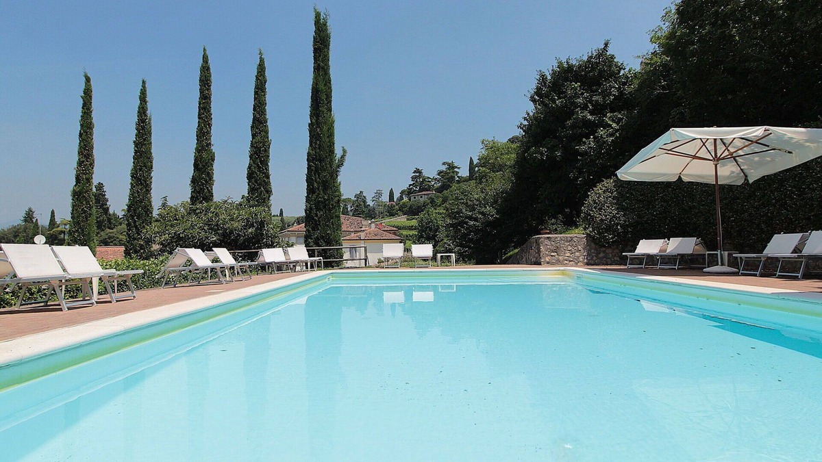Colognola ai Colli Apartment | Nice apartment for 5 people with WIFI, pool, A/C and TV, close to Verona