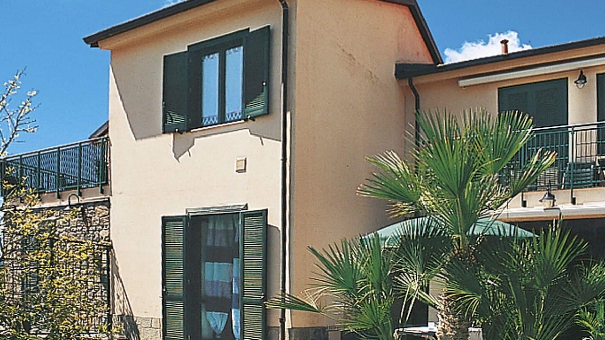 Piani-Ciapin Apartment | Nice apartment for 6 guests with WIFI, pool, TV, terrace and pets allowed