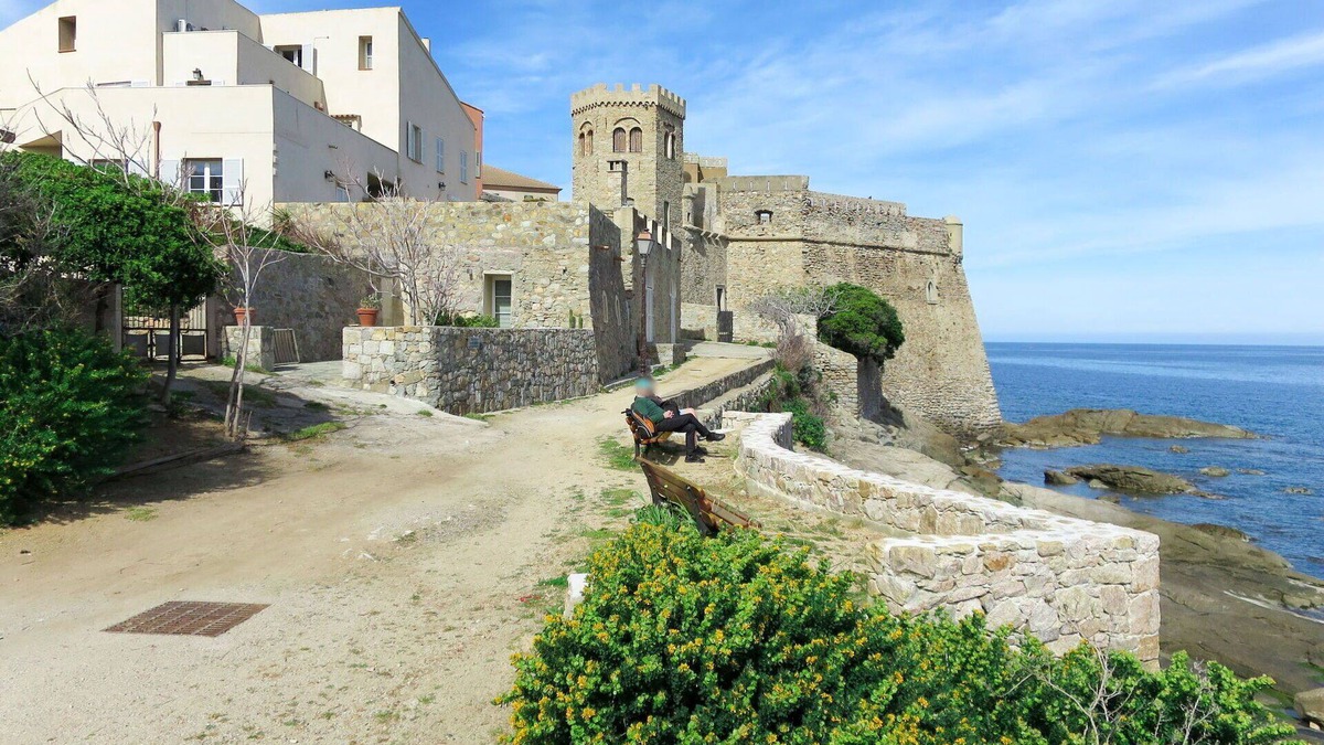 Aregno Apartment | Nice apartment for 4 guests with WIFI, A/C, TV and terrace