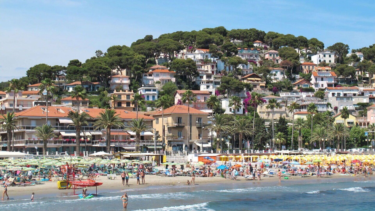 Marina di Andora Apartment | Nice apartment for 4 guests with A/C, WIFI and TV