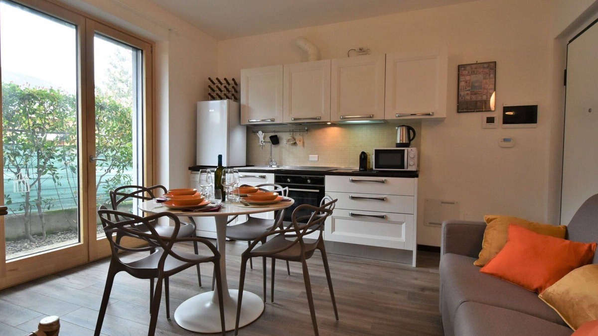 Morbegno Apartment | Nice apartment for 4 people with A/C, WIFI, TV and pets allowed