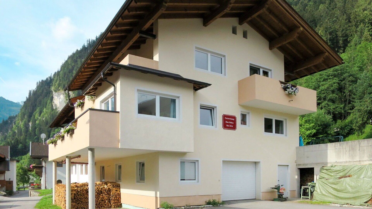 Hollenzen Apartment | Nice apartment for 6 people with WIFI, TV, terrace and parking
