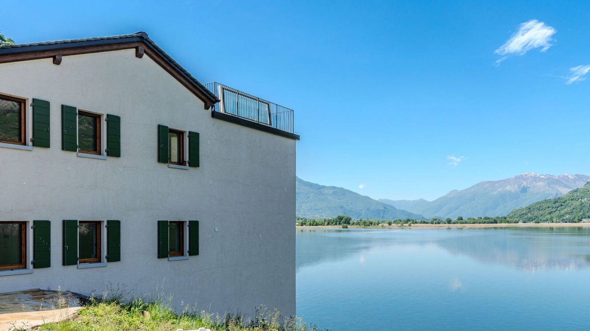Verceia Apartment | Nice apartment for 6 guests with WIFI, A/C, TV and terrace