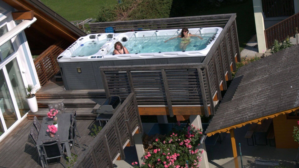 Ligist Apartment | Nice apartment for 6 people with WIFI, private pool, TV and terrace