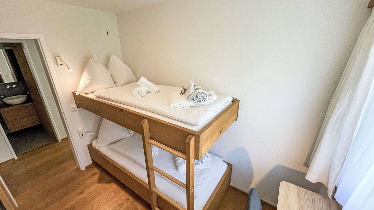 Falera Apartment | Nice apartment for 6 people with pool, WIFI, TV, balcony and panoramic view