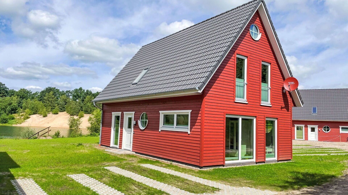 Hechthausen Apartment | Nice apartment for 4 guests with pool, WIFI, TV, terrace and pets allowed