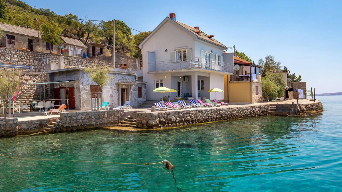 Lukovo Sugarje Apartment | Nice apartment in Lukovo Sugarje