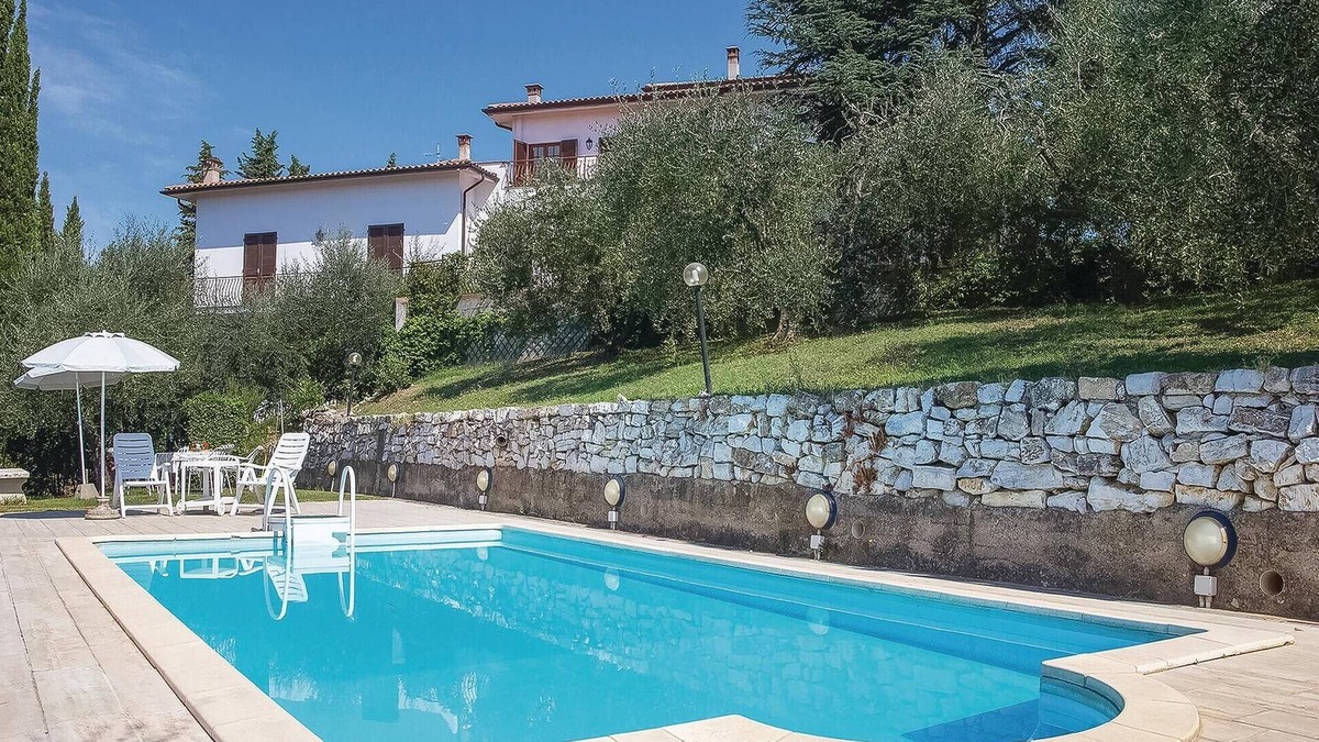 Montopoli in Val d'Arno Apartment | Nice apartment in Marti PI with WiFi