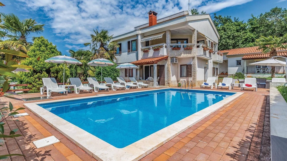 Kukci Apartment | Nice apartment in Porec with WiFi