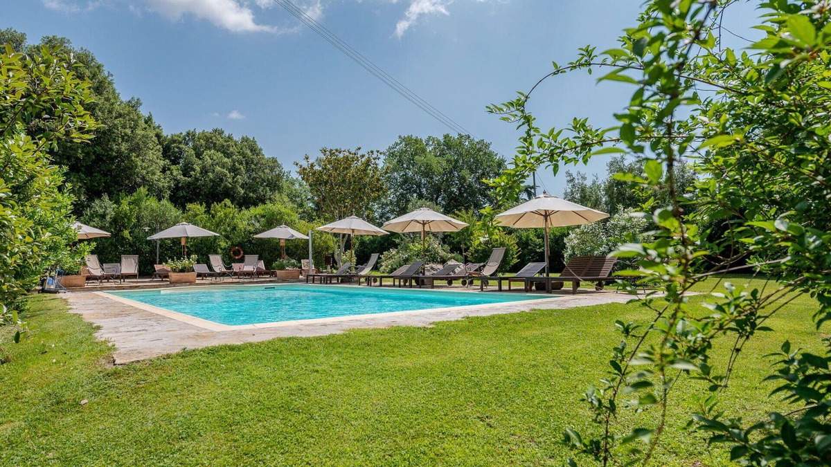 Poggi del Sasso Villa | Nice apartment in villa for 2 people with WIFI, A/C, pool, TV, patio and pets allowed