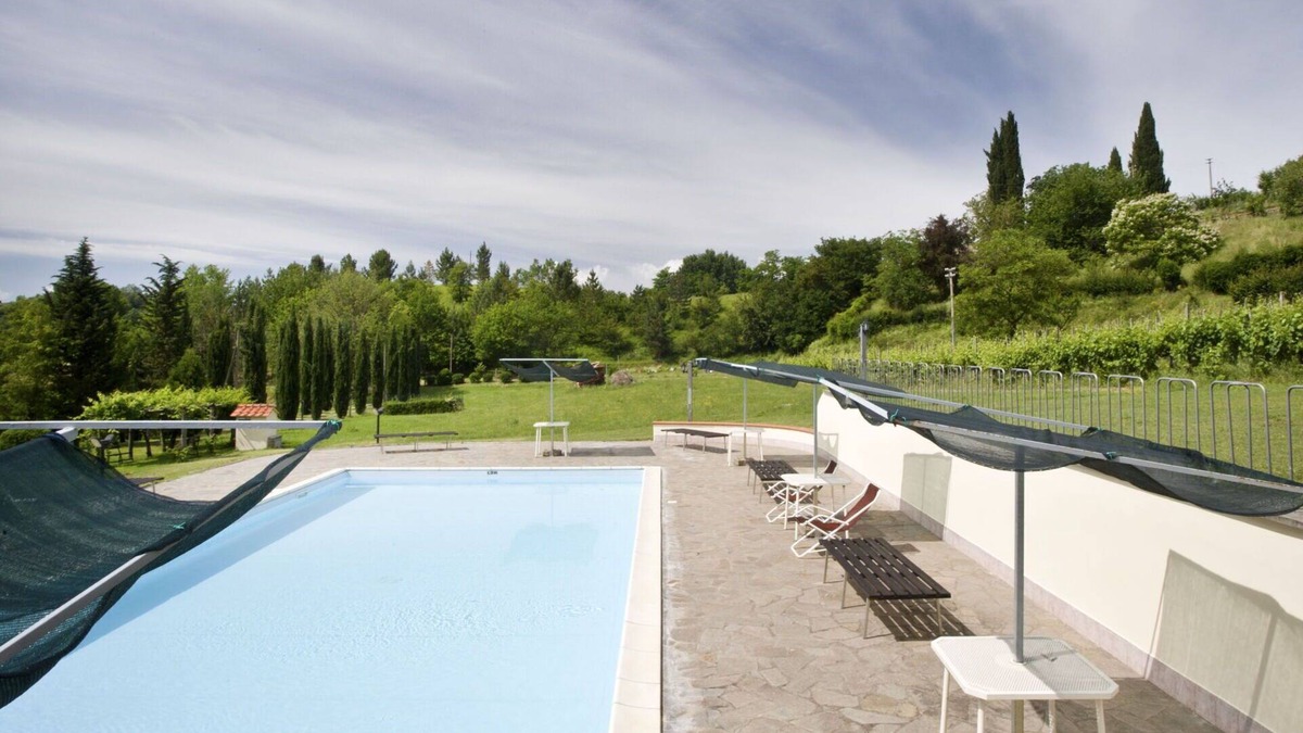 Cicogna House | Nice apartment in villa for 4 people with WIFI, pool, TV, veranda and pets allowed
