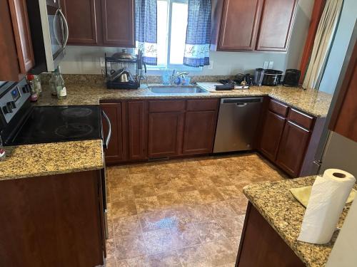 Medina Apartment | Nice Basement room in the house