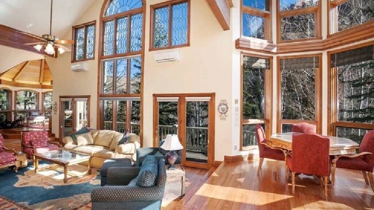 Avon House | ☃⛷ NICE BIG PRIVATE HOME! 157 Beaver Creek Dr, 5 DECKS w/Magnificent Views!