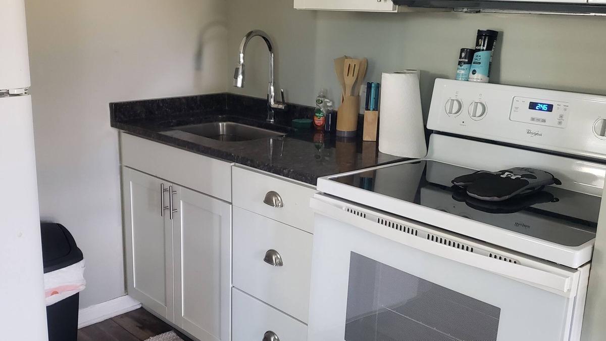 Valparaiso Apartment | Nice Clean Apartment close to beaches.
