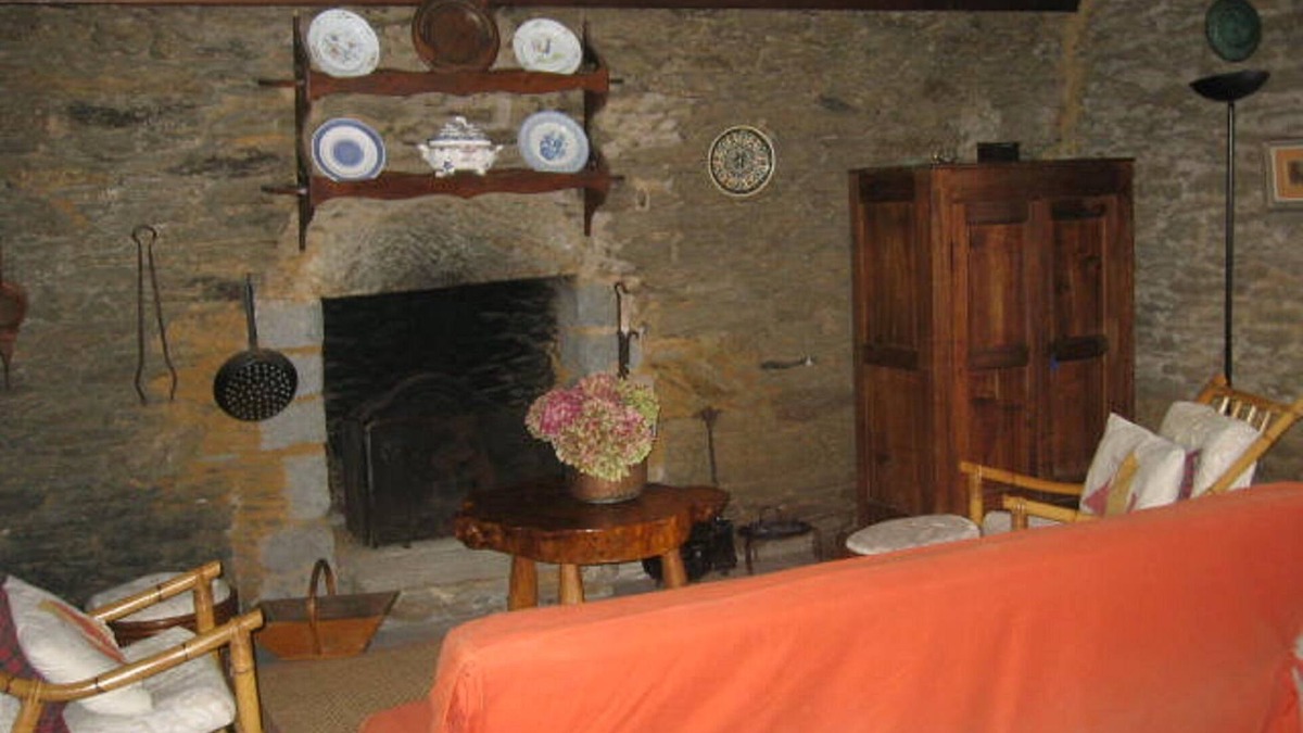 Groix House | Nice fisherman's house in the village of 300 m Kerohet Great Sands