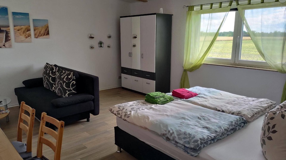 Klinga House | Nice flat in Großsteinberg with barbecue and terrace