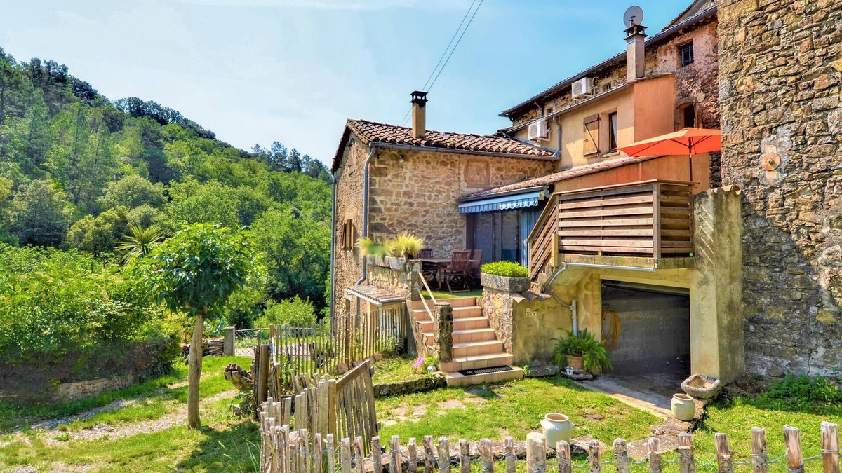 Saint-Jean-de-Valeriscle House | Nice home in Saint-Jean-De-Valerisc