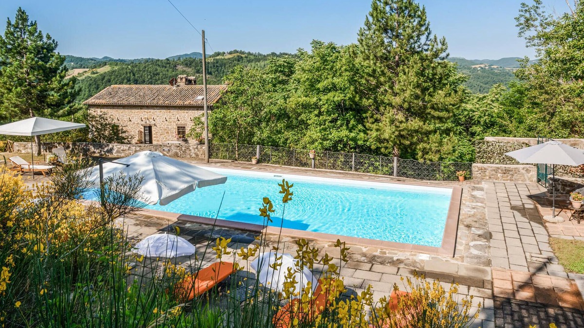 Apecchio House | Nice home in Apecchio -PU-