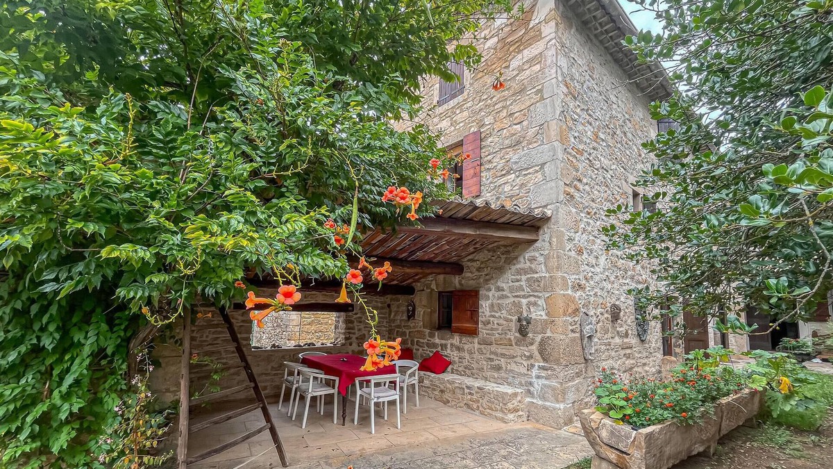 Barjac House | Nice home in Barjac with WiFi
