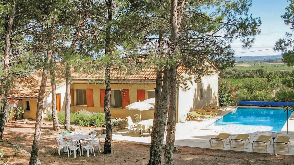 Cesseras House | Nice home in Cesseras with WiFi