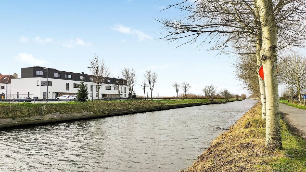 Adinkerke House | Nice home in De Panne with kitchen