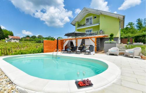 Popovaca House | Nice Home In Popovaca With Sauna