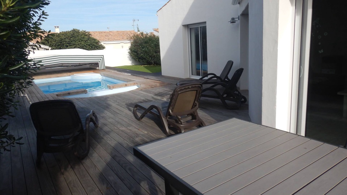 Port-des-Barques House | Nice house, very appreciated, quiet, close to the sea, private pool, 3*.
