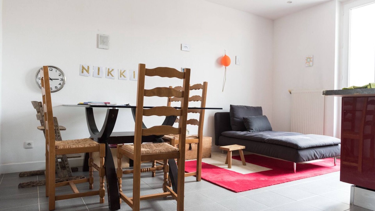 Aubervilliers Apartment | Nice, large family apartment (2 bedrooms - sleeps 5) very close to Paris
