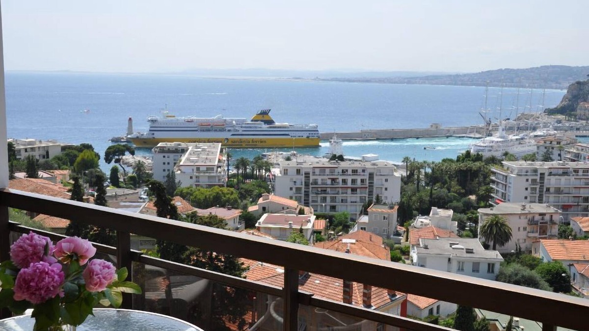 Lazaret Apartment | Nice Mont Boron - Port. Cosy 2-room apartment with sea view, pool and closed garage