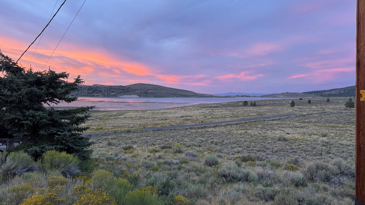 Mammoth Creek Cabin | Nice quaint cabin in Panguitch Lake UT with a great view!