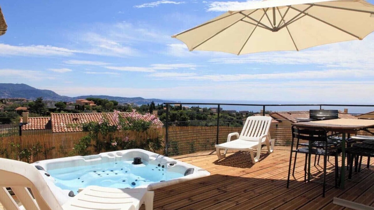 Saint Antoine Apartment | NICE-SPA-Sea view-Garden-8 People