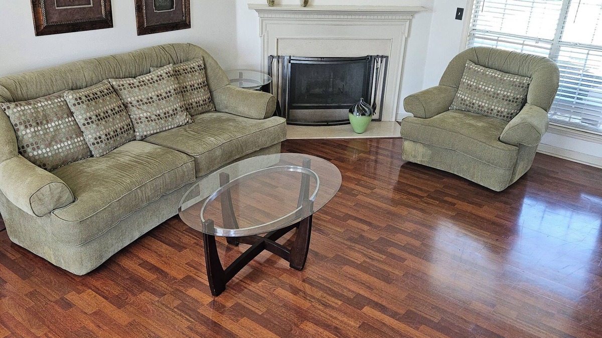 Southwind House | Nice spacious 3-bedroom house with a cozy feel in Memphis