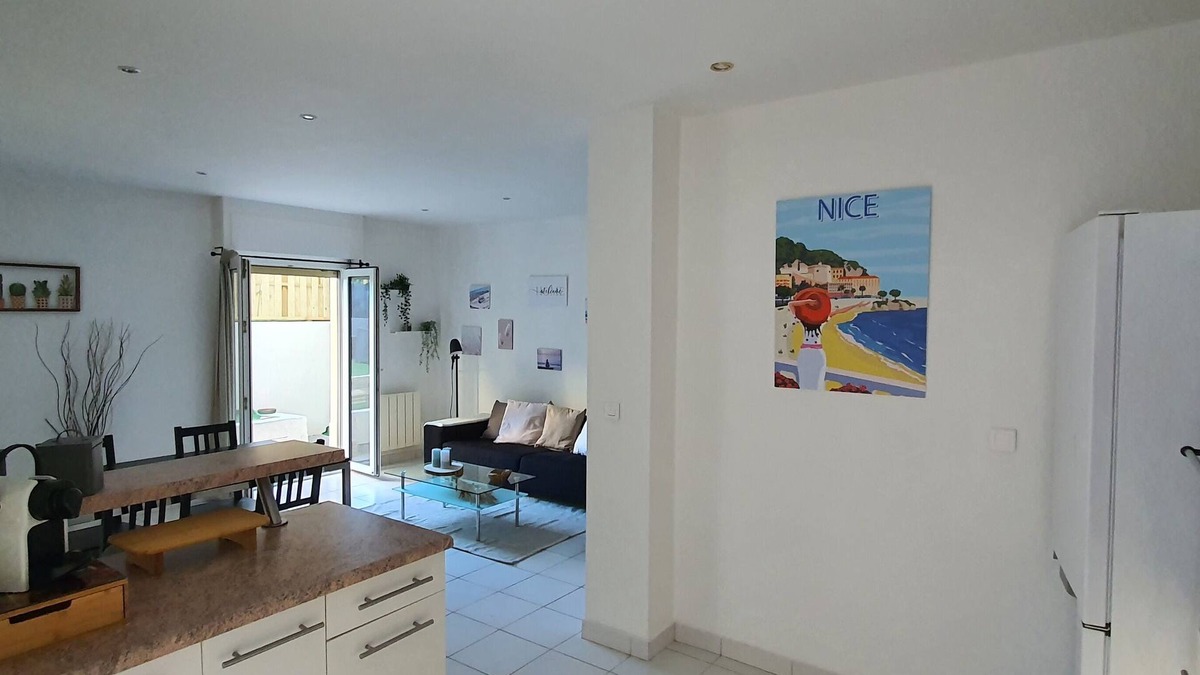 Nice Apartment | Nice: Very bright 80m2 3-room apartment with garden
