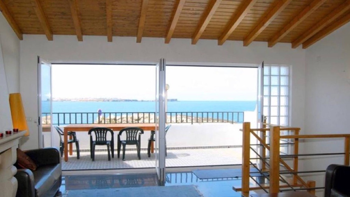 Leiria House | Nice view both sides.