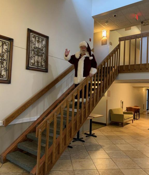 Hastings Hotel | Nichols Inn & Suites