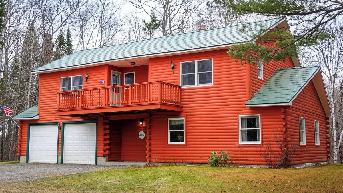 Linneus House | Nickerson Lake Cedar Log Home