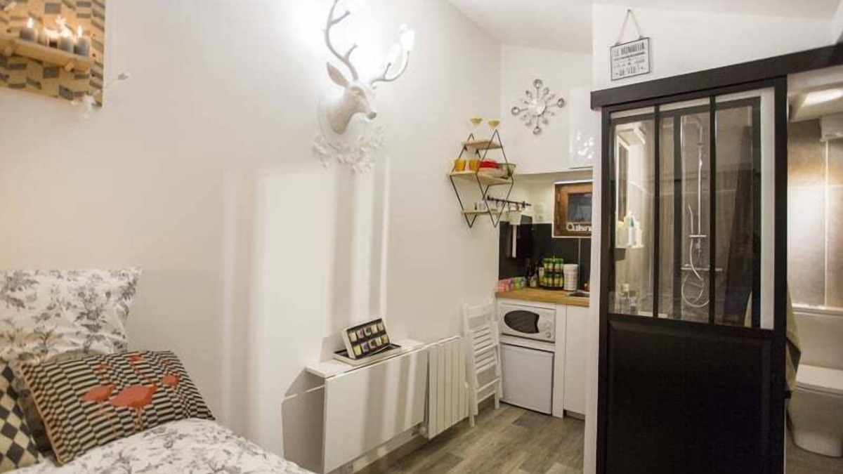 6th Arrondissement Apartment | Nid du Parc - City Center - 1 person