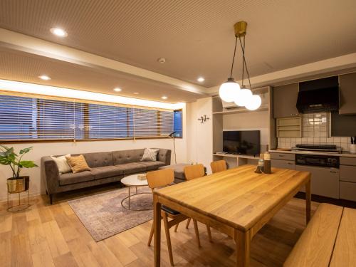 Nakatsu House | nid OSAKA Atre Nakatsu