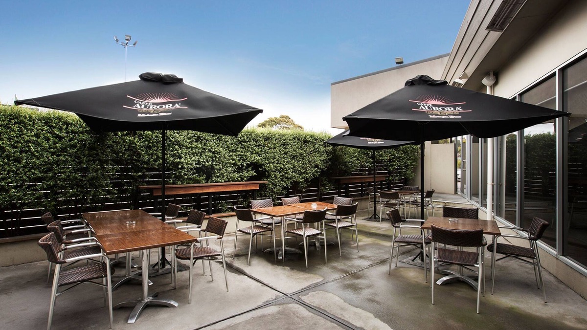 Corio Hotel | Nightcap at Gateway Hotel