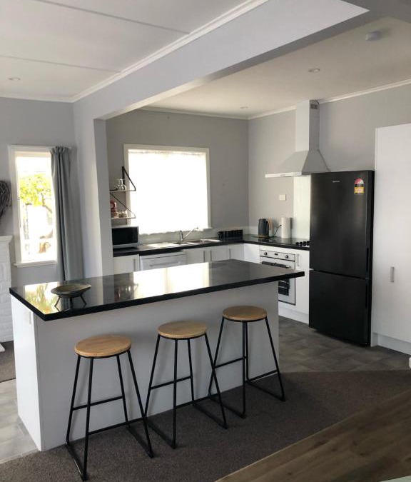 Matamata House | Nights on Broadway - THE HOUSE