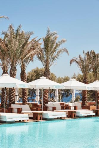 Agia Paraskevi Hotel | Nikki Beach Resort & Spa Santorini