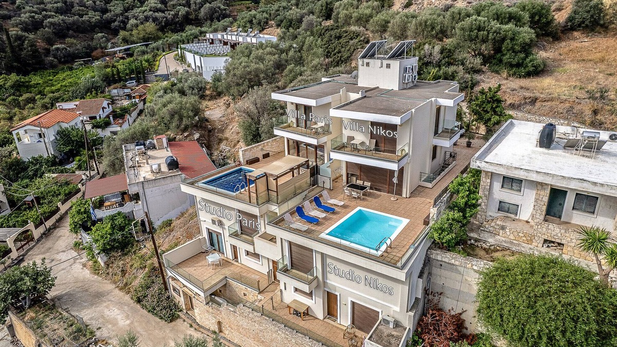 Palaiokastro Apartment | Nikos studio in Palaiokastro near the beach and taverns