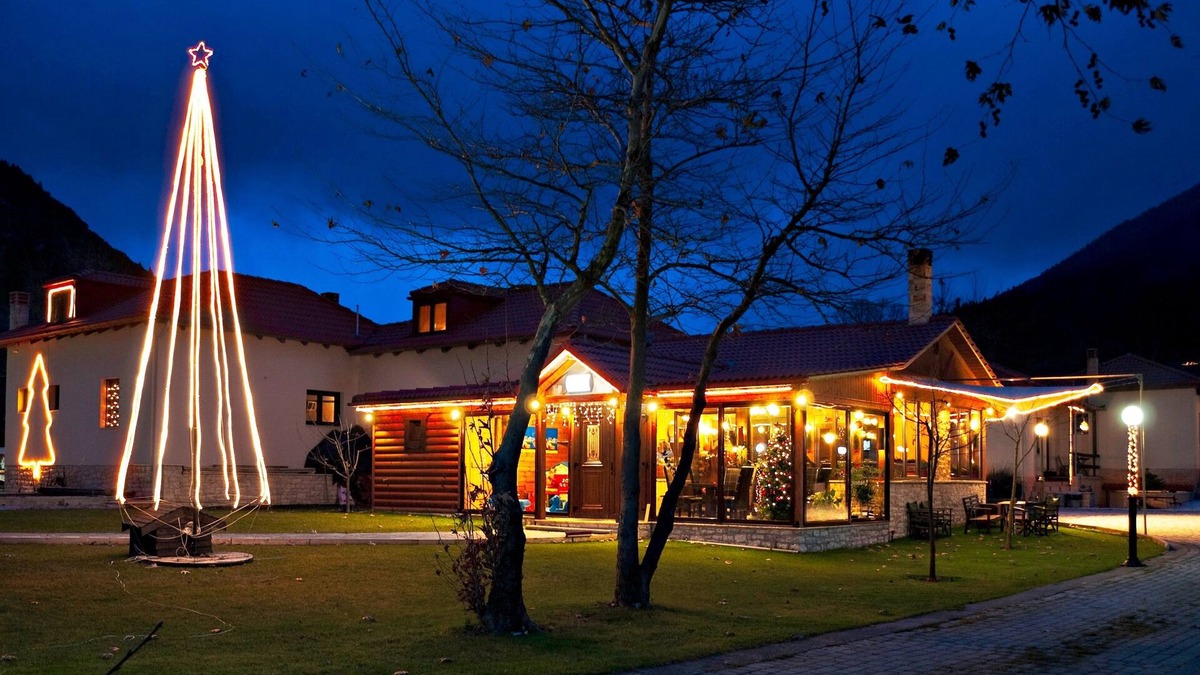 Kakalioraiika House | Ninemia Stay& Play