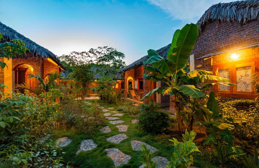 Gia Vien House | Ninh Binh Palm Homestay