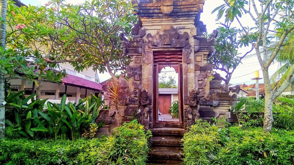 Batubelig Hotel | Nipuri Hotel