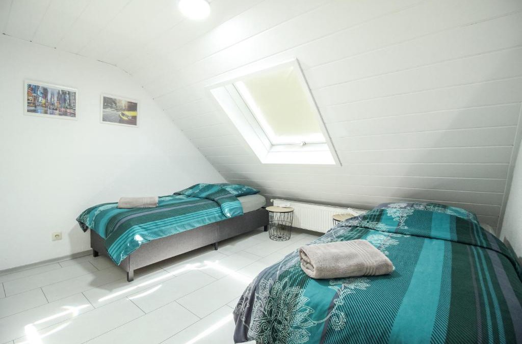 Goeppingen Apartment | nJoy! Modern & Zentral - WLAN - Badewanne - perfekt für Work & Travel